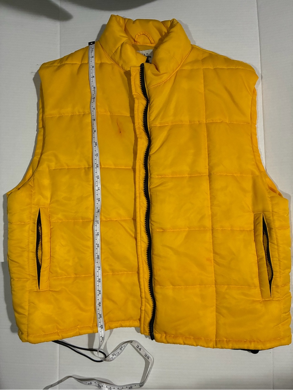 GAP Men's Bright Yellow Quilted Puffer Vest